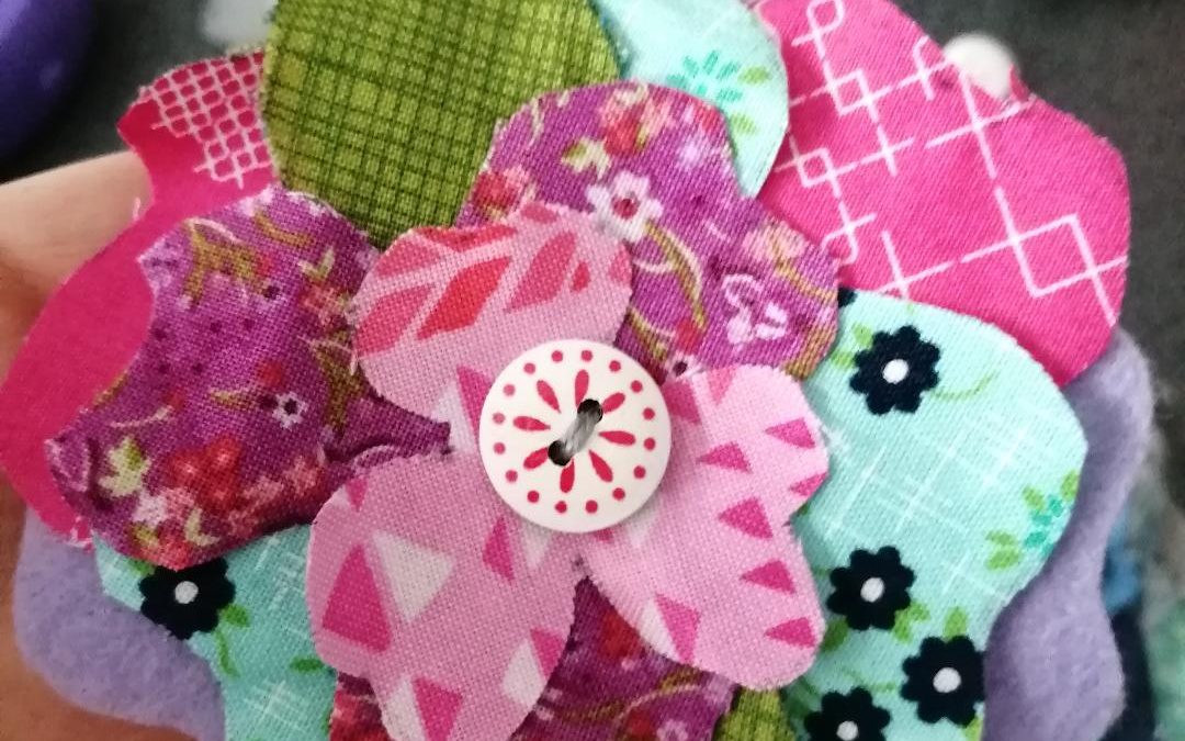 How to make Fabric flowers